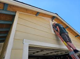 Siding Removal and Disposal in Waunakee, WI